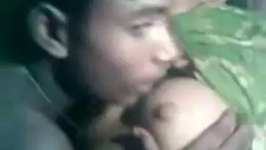 Village sex of desi girl fucked by lover