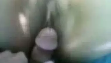 Desi girl Fariah free porn sex in car