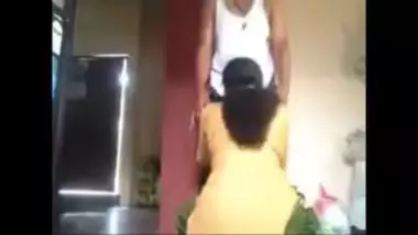 Sexy Tamil Maid Giving Amazing Blowjob