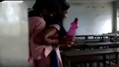 Tamil college girl boobs pressed in classroom