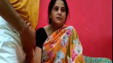 Mature Bhabhi Devar fucking porn video