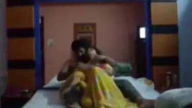 Gujarati porn clip of spouse and wife in hotel room