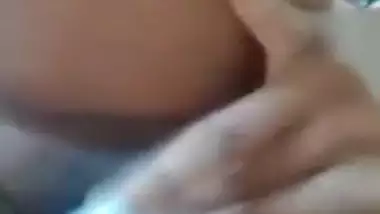 Mallu Girl Showing her Boobs and Pussy