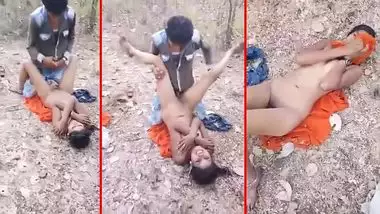 Indian outdoor sex! Mallu village bhabhi outdoor fucked by perv devar