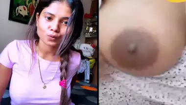 Desi video call boobs show of cute GF viral MMS