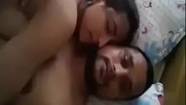 Andhra guy fucks his friend’s sister in Telugu xxx video