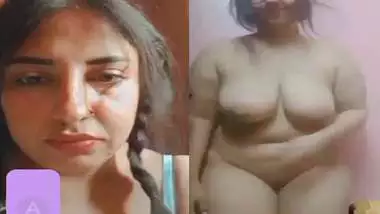 Big boobs Paki MILF viral nude video call