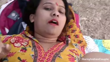 Outdoor Sex Fucking Horny Indian Wife In Jungle